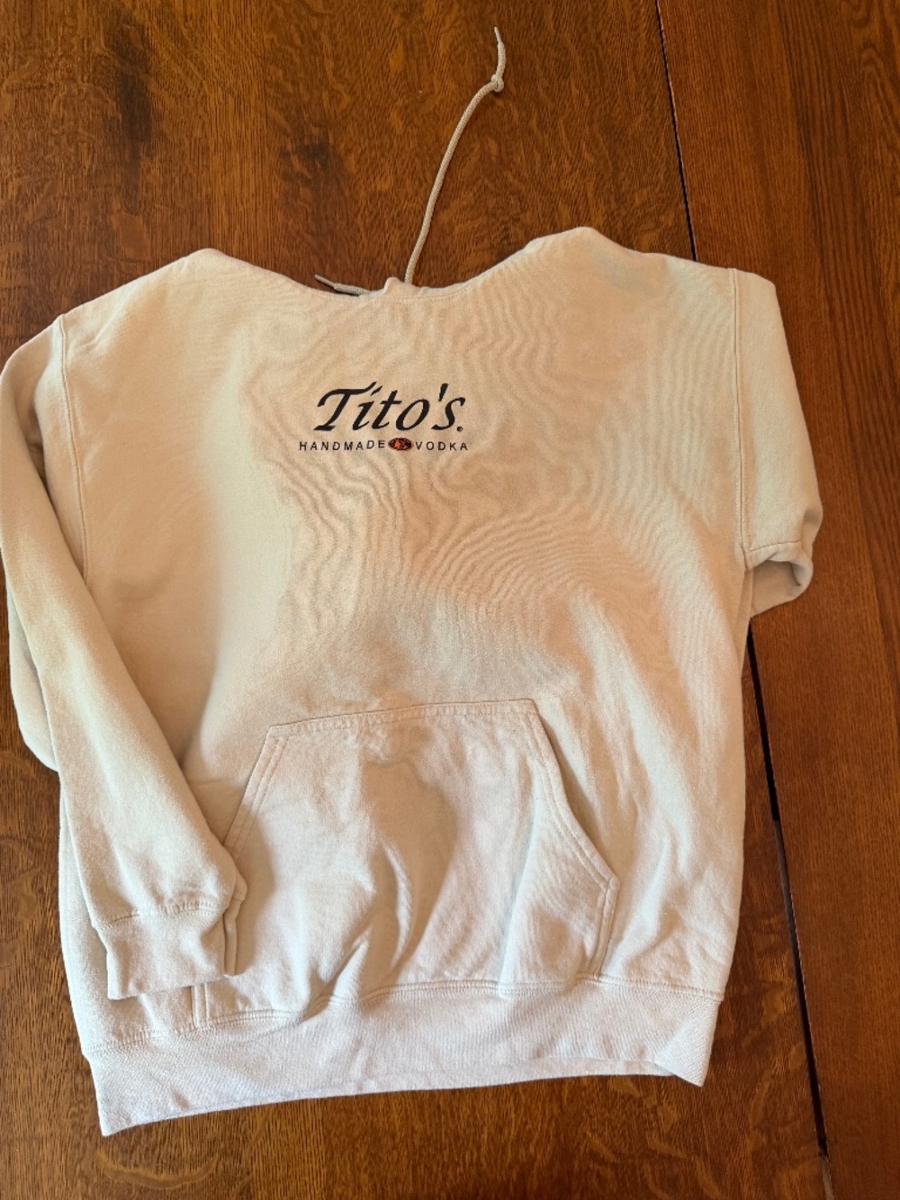 Tito's Handmade Vodka Heavy Blend Hoodie Cream Beige Pullover Sweatshirt Size M